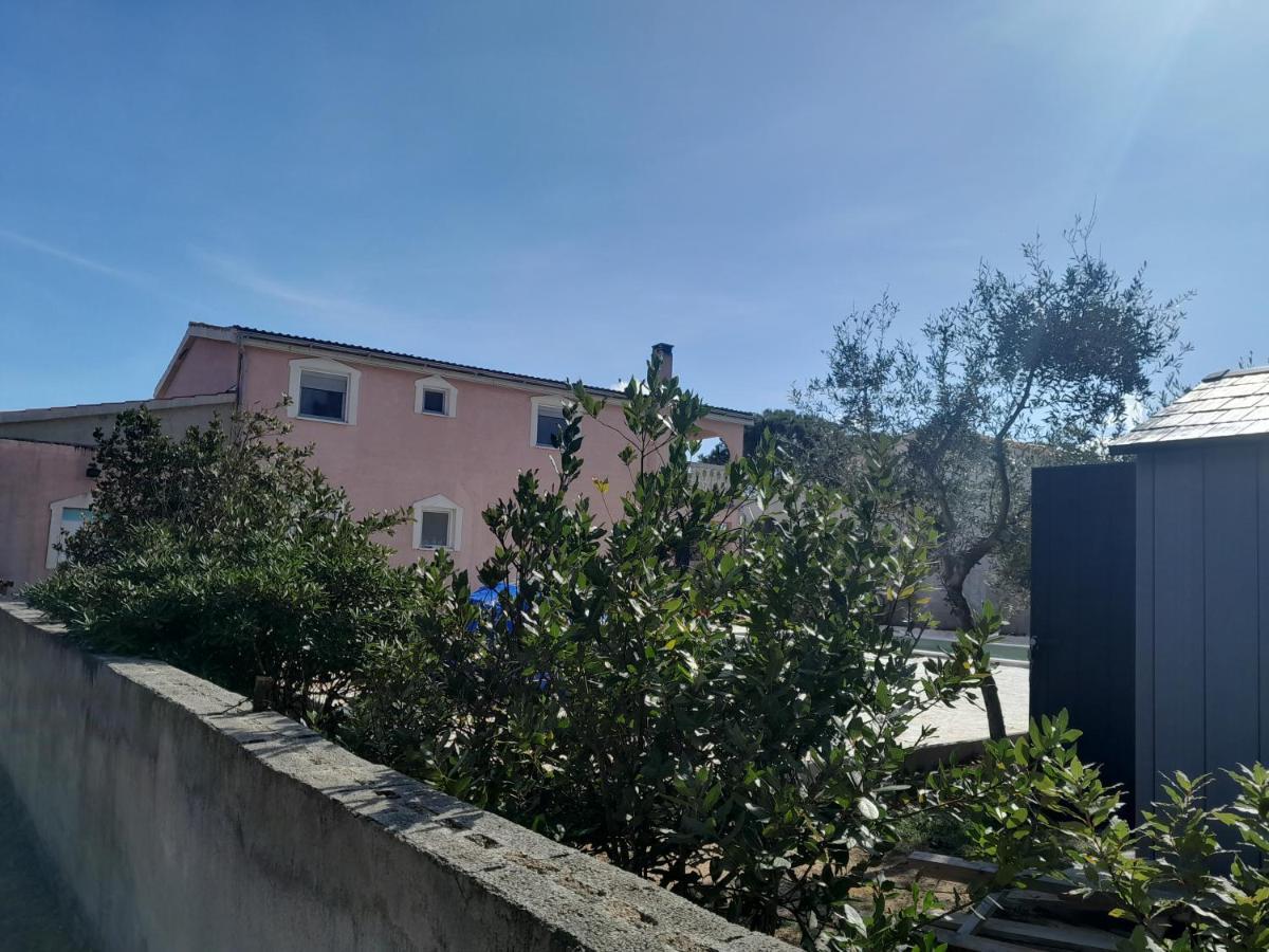 Caliente Apartments Vir B Kültér fotó