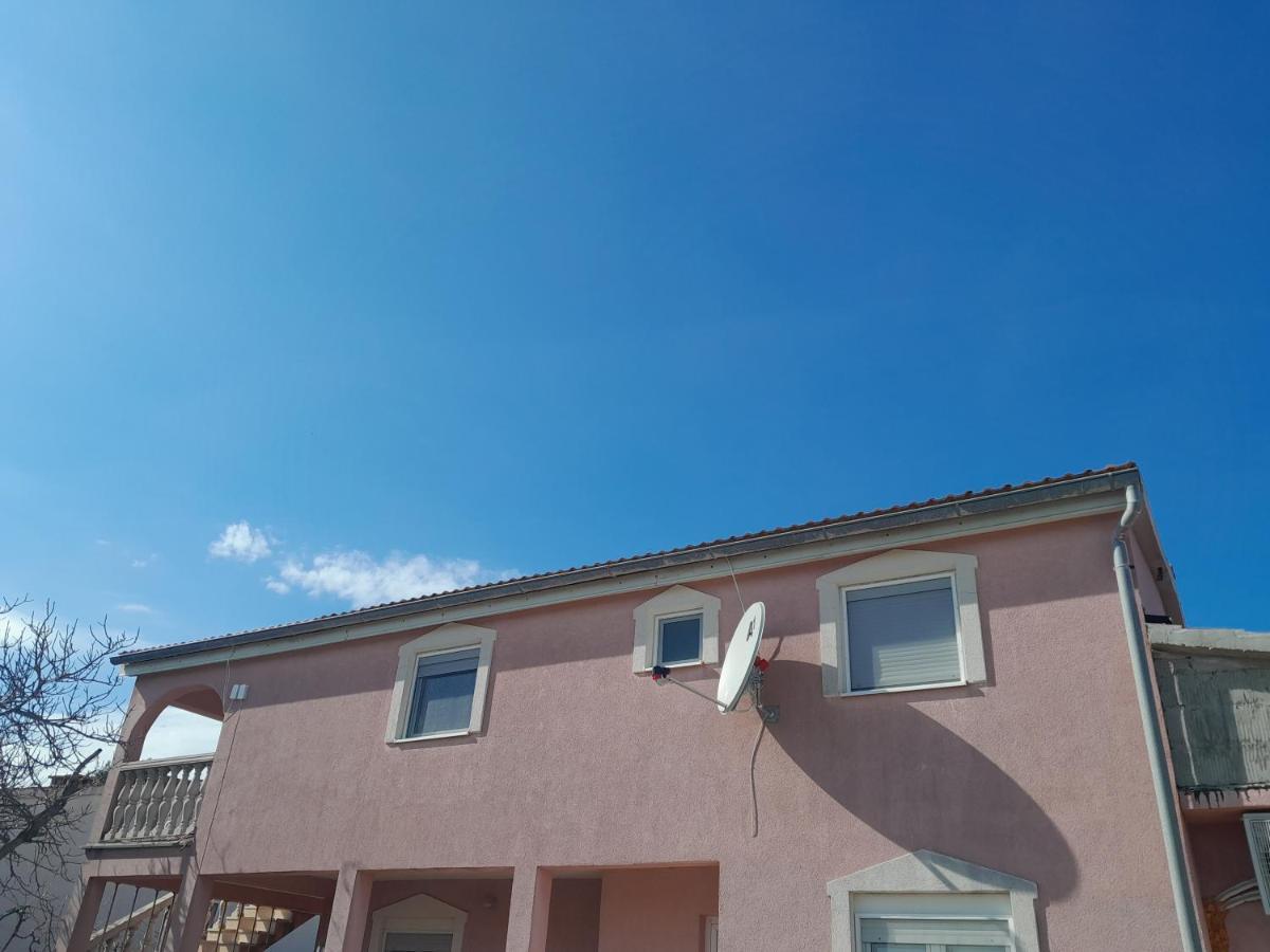 Caliente Apartments Vir B Kültér fotó